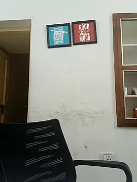 Long Laster online show from 5, 2, 2025