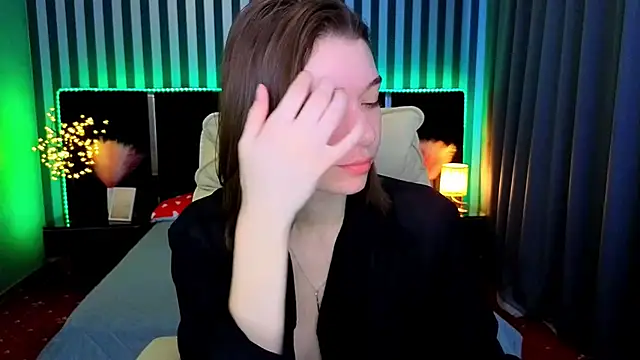 Cherry Wipe online show from 16, 4, 2026