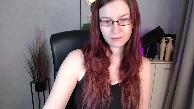 emmaxDelight online show from 16, 2, 2026