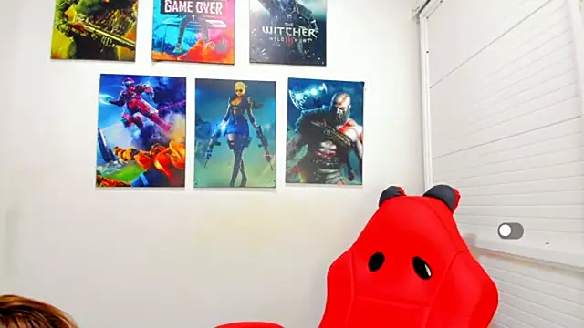 victoria love89 online show from 11, 4, 2026