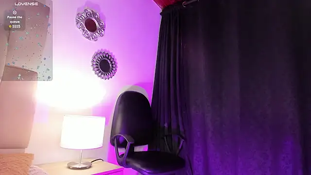 Snapshot of Mia_ross16 chatting on 30, 12, 2024 Mia ross16 online show from 30, 12, 2024