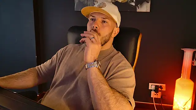 AngeloEric online show from 28, 2, 2026