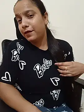 Simran-Kaur143 online show from 8, 7, 2026