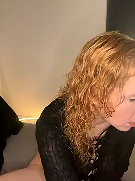 Snapshot of alt_cutie chatting on 11, 9, 2025 alt cutie online show from 11, 9, 2025