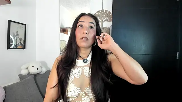 Snapshot of electra_hunt chatting on 27, 6, 2026 electra hunt online show from 27, 6, 2026