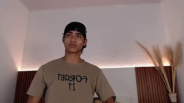 zander 2120 online show from 14, 12, 2024