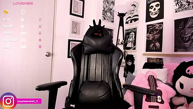 Lexyjoycce online show from 26, 11, 2025