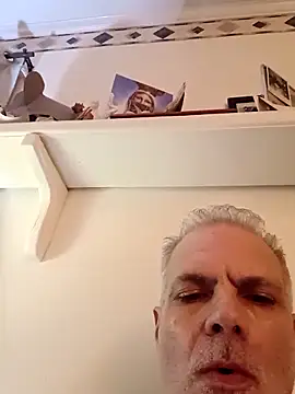 Hand69someguy online show from 22, 3, 2025