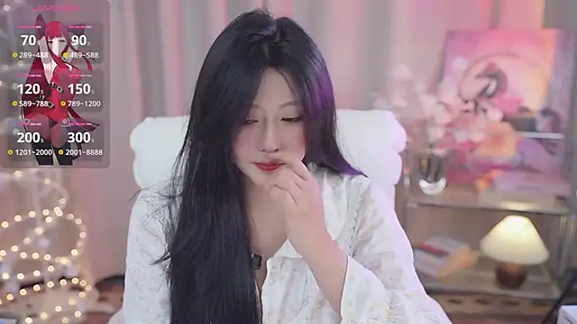 Snapshot of YINGTao-168 chatting on 30, 9, 2025 YINGTao-168 online show from 30, 9, 2025