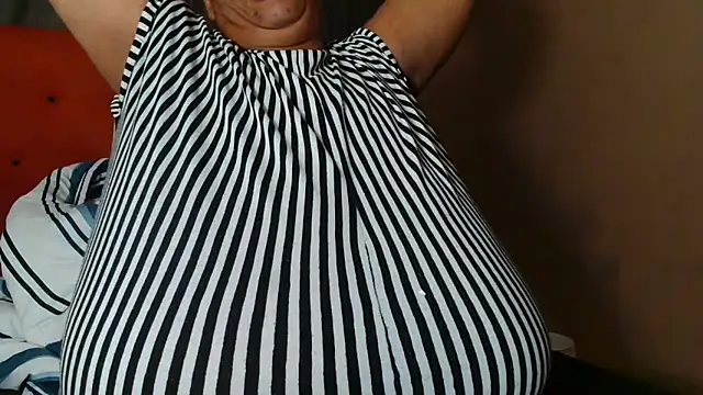 tinagiant online show from 10, 3, 2026