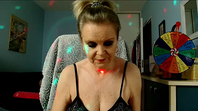 sexyjennyeu online show from 5, 2, 2025