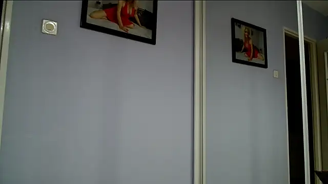 sexyjennyeu online show from 18, 2, 2025