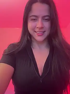 Snapshot of CoralineKam1 chatting on 28, 2, 2025 CoralineKam1 online show from 28, 2, 2025