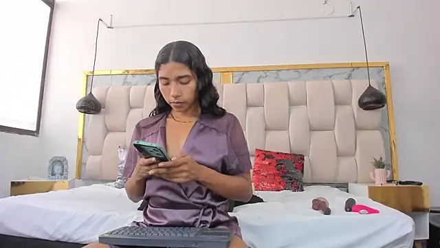 Snapshot of Hanna_lens chatting on 10, 7, 2026 Hanna lens online show from 10, 7, 2026