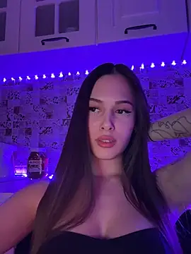 EricaWalls online show from 1, 2, 2025