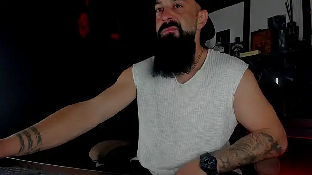 axxelrich  online show from 14, 10, 2025