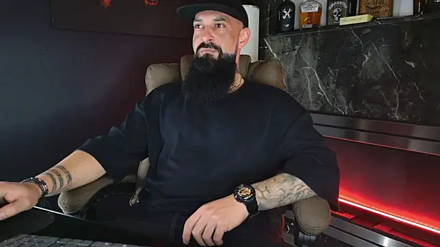 axxelrich  online show from 13, 11, 2025