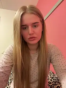 Snapshot of yourhornyslut chatting on 25, 2, 2025 yourhornyslut online show from 25, 2, 2025