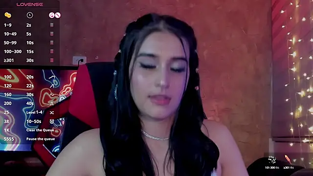 Charlotte greys online show from 9, 2, 2025