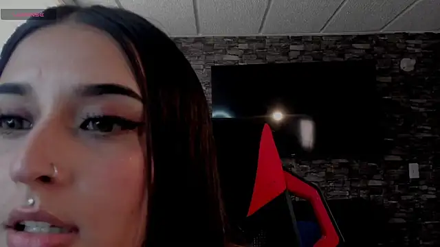 Charlotte greys online show from 18, 2, 2026