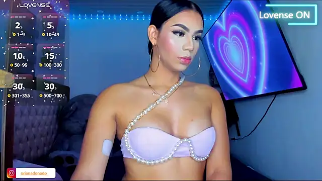 Snapshot of orianasweet_1 chatting on 26, 9, 2025 orianasweet 1 online show from 26, 9, 2025