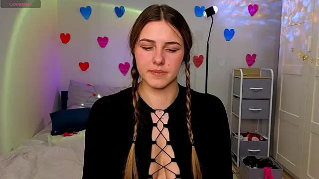 Snapshot of sophia_euphoriaa chatting on 5, 2, 2026 sophia euphoriaa online show from 5, 2, 2026