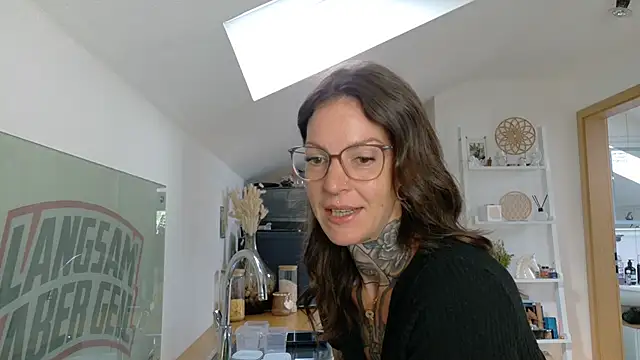 Snapshot of BrownieyQueen chatting on 18, 7, 2026 BrownieyQueen online show from 18, 7, 2026