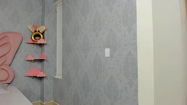 MaddyCute4u online show from 15, 2, 2025