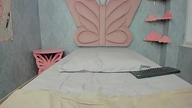 MaddyCute4u online show from 24, 2, 2025