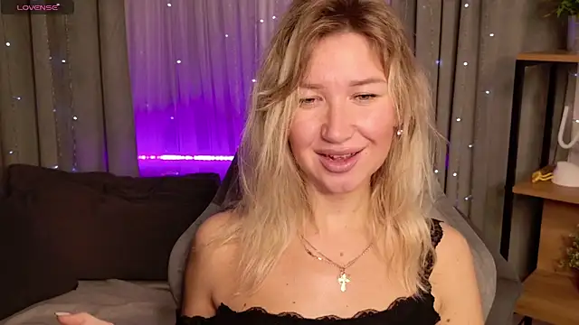 MilaBott online show from 9, 10, 2025