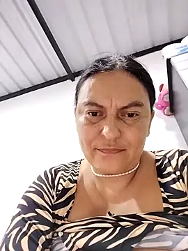 Snapshot of Horny-Mommy-Dirty chatting on 8, 3, 2026 Horny-Mommy-Dirty online show from 8, 3, 2026