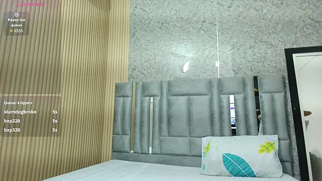 Beautifulskinny18 online show from 9, 2, 2026