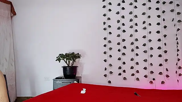 hotlatin92 online show from 16, 2, 2025