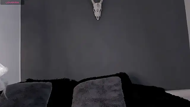 Aliz01 online show from 19, 12, 2024