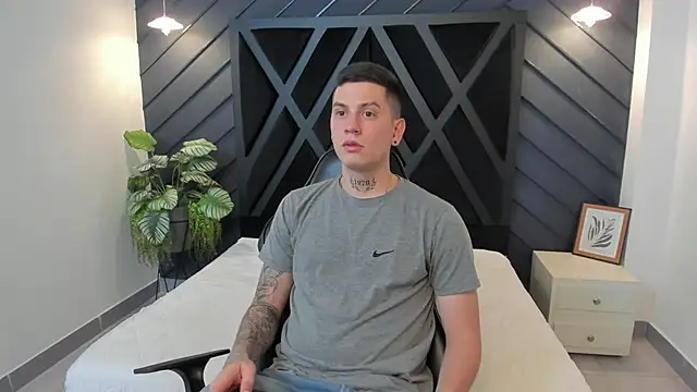 Yeiko Romero  online show from 13, 2, 2025