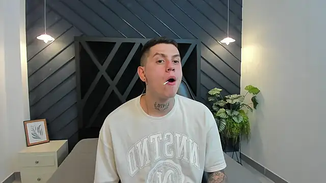 Yeiko Romero  online show from 26, 2, 2025