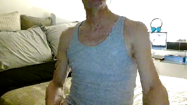 Snapshot of ImYourXtoy chatting on 2, 5, 2026 ImYourXtoy online show from 2, 5, 2026