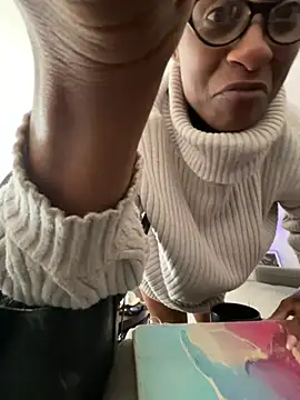 Snapshot of wynterheat chatting on 14, 12, 2024 wynterheat online show from 14, 12, 2024