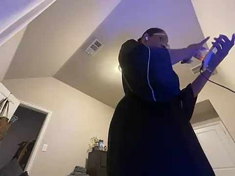 wynterheat online show from 3, 11, 2025