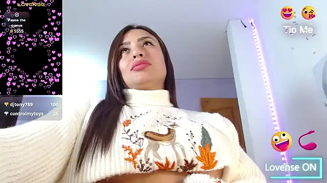 Snapshot of Paulina_627 chatting on 28, 1, 2025 Paulina 627 online show from 28, 1, 2025