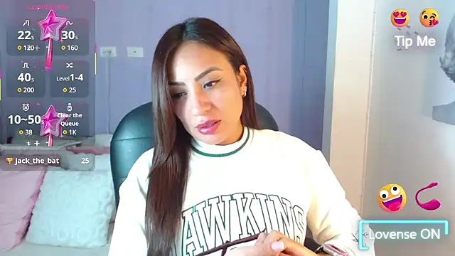 Snapshot of Paulina_627 chatting on 16, 11, 2025 Paulina 627 online show from 16, 11, 2025