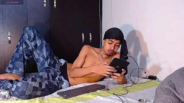 RyanRizzo online show from 5, 1, 2025