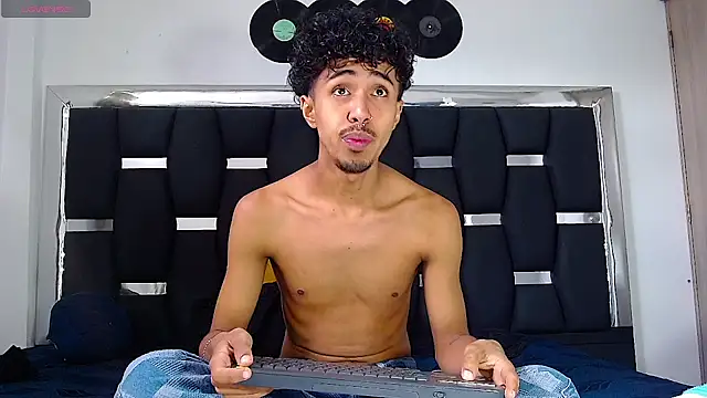 RyanRizzo online show from 14, 2, 2025