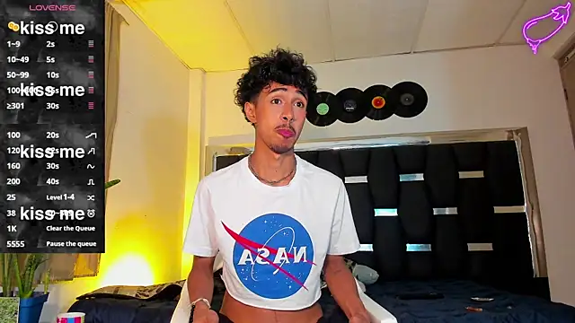 RyanRizzo online show from 12, 3, 2025