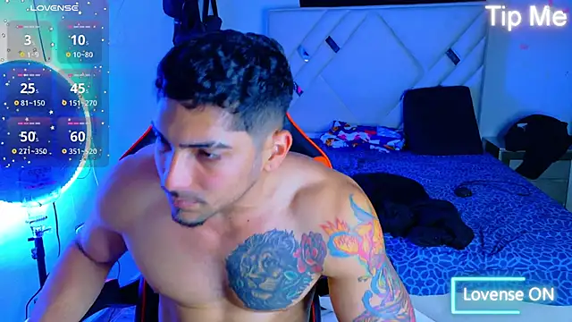 Snapshot of Rich_boy01 chatting on 10, 9, 2025 Rich boy01 online show from 10, 9, 2025