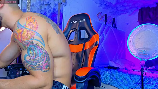 Snapshot of Rich_boy01 chatting on 16, 2, 2026 Rich boy01 online show from 16, 2, 2026