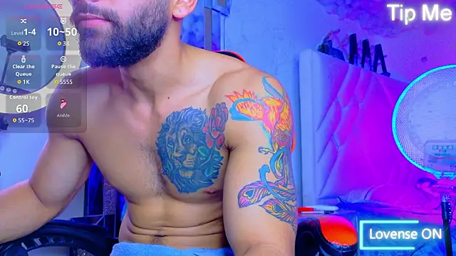 Snapshot of Rich_boy01 chatting on 28, 2, 2026 Rich boy01 online show from 28, 2, 2026