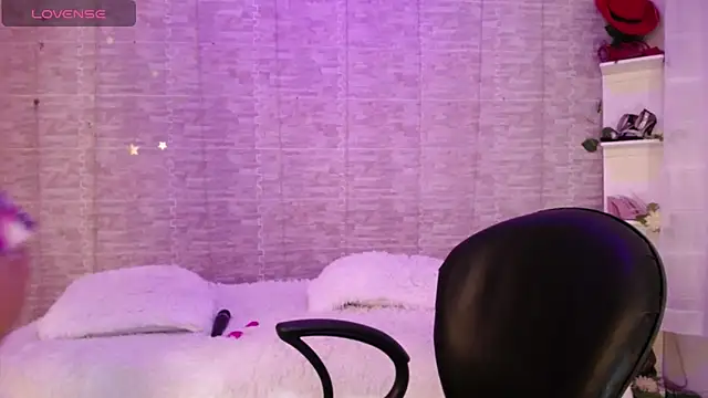 JessicaMuse online show from 3, 10, 2025