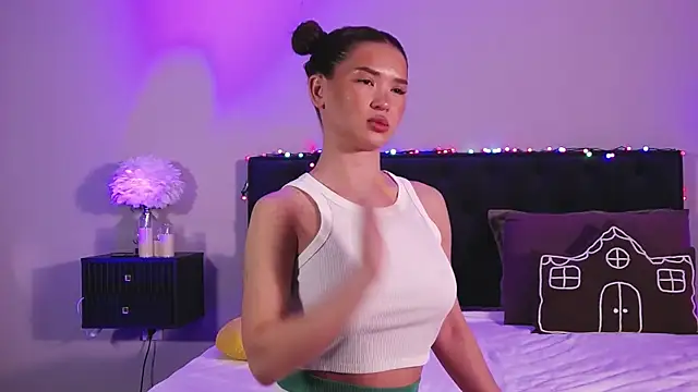 Denise Garciia online show from 25, 2, 2026