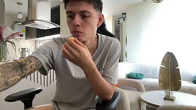 Snapshot of IsmaelRichardson chatting on 27, 2, 2026 IsmaelRichardson online show from 27, 2, 2026